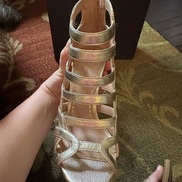 EUC Enzo Angiolini gladiator sandals - Picture 4 of 5